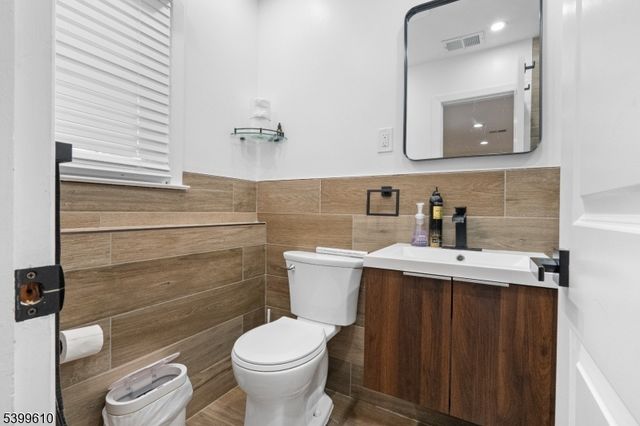 1576 Julian Ter, Union Twp., NJ 07083