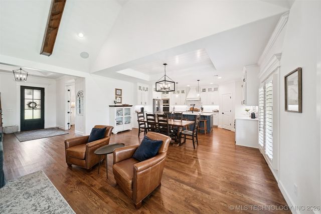 8604 E 107th Street North, Owasso, OK 74055