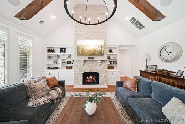 8604 E 107th Street North, Owasso, OK 74055