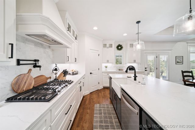 8604 E 107th Street North, Owasso, OK 74055