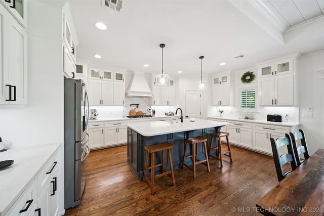 8604 E 107th Street North, Owasso, OK 74055