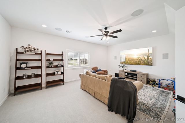 8604 E 107th Street North, Owasso, OK 74055