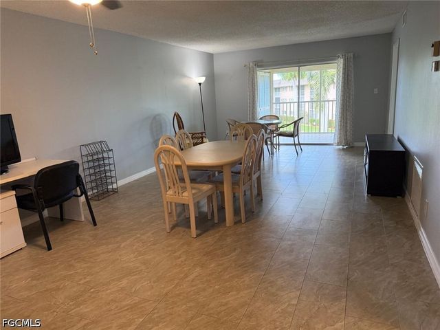 5467 Rattlesnake Hamm RD C-308, Naples, FL 34113