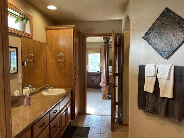 3419 Nelson ROAD, Oshkosh, WI 54904