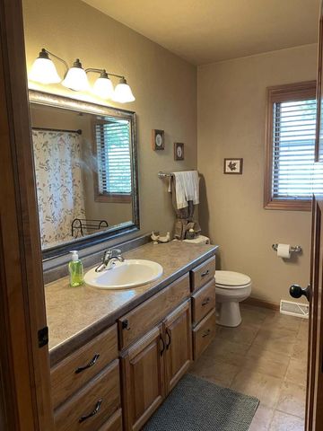 3419 Nelson ROAD, Oshkosh, WI 54904