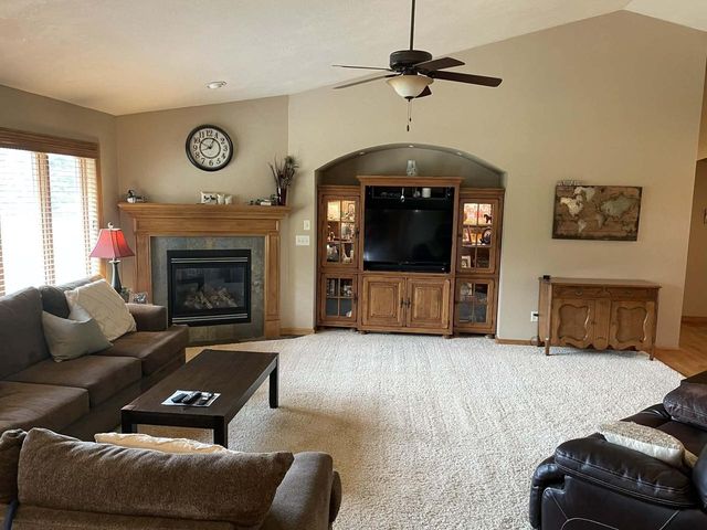 3419 Nelson ROAD, Oshkosh, WI 54904