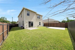 572 NE 6th Pl, Homestead, FL 33034