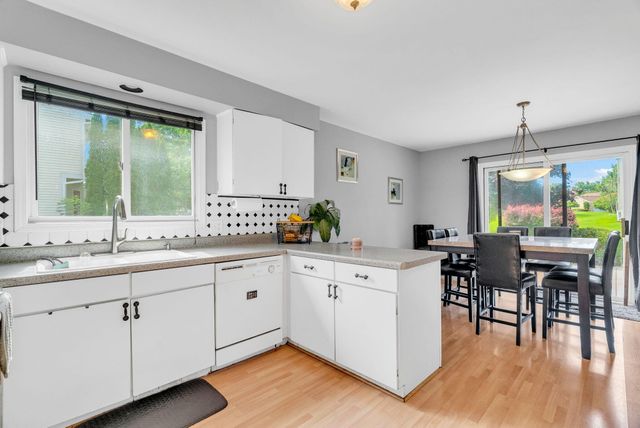 1198 Ridgeview Circle, Lake Orion, MI 48362