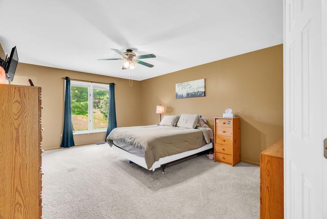 1198 Ridgeview Circle, Lake Orion, MI 48362