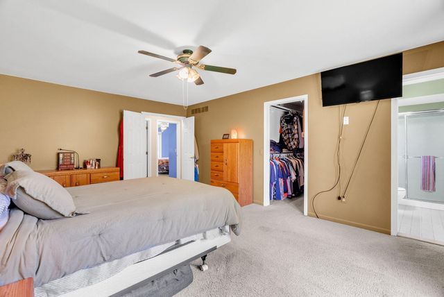 1198 Ridgeview Circle, Lake Orion, MI 48362