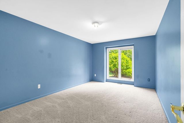 1198 Ridgeview Circle, Lake Orion, MI 48362