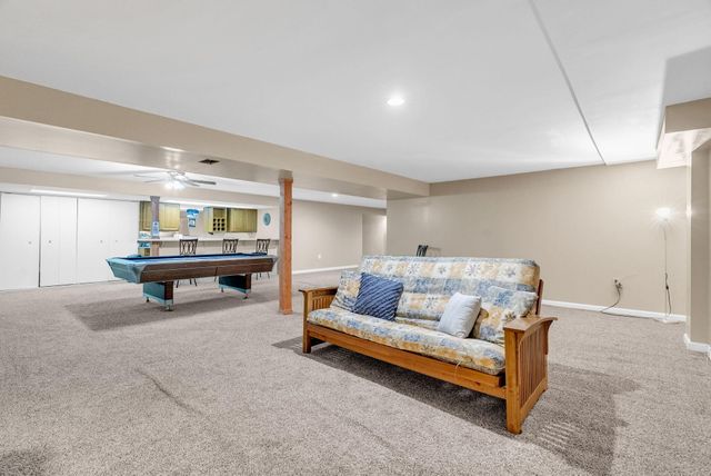 1198 Ridgeview Circle, Lake Orion, MI 48362
