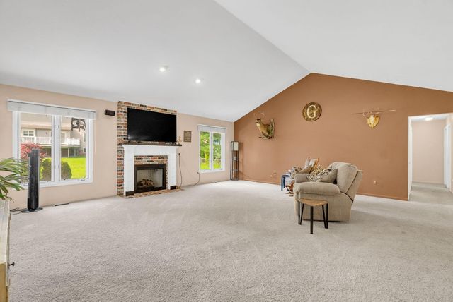 1198 Ridgeview Circle, Lake Orion, MI 48362