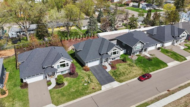 7124 51st Avenue N, New Hope, MN 55428