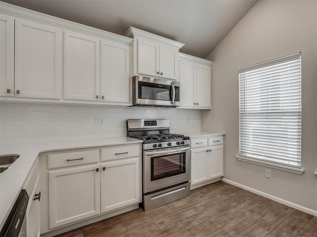 12825 NW 3rd Terrace, Yukon, OK 73099