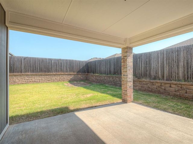 12825 NW 3rd Terrace, Yukon, OK 73099
