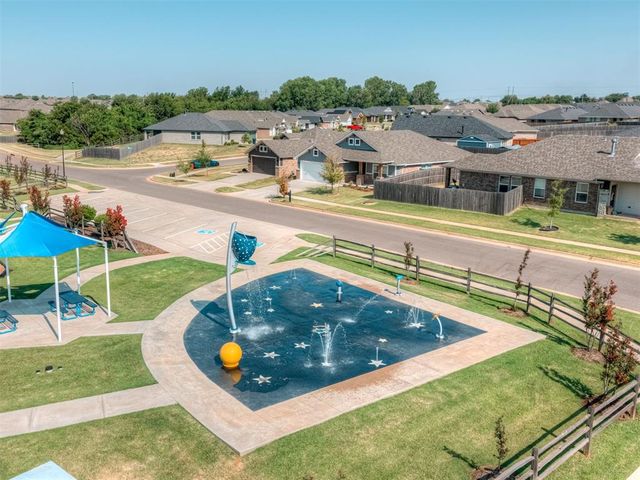 12825 NW 3rd Terrace, Yukon, OK 73099