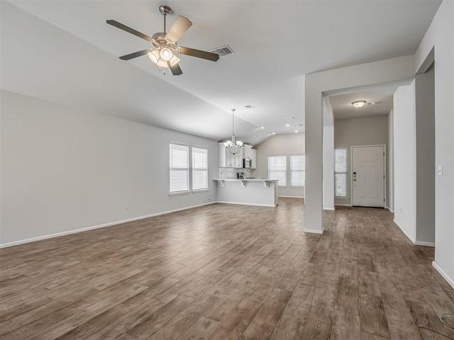 12825 NW 3rd Terrace, Yukon, OK 73099