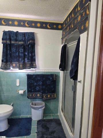 70 Snowmill Road, Woodruff, SC 29388