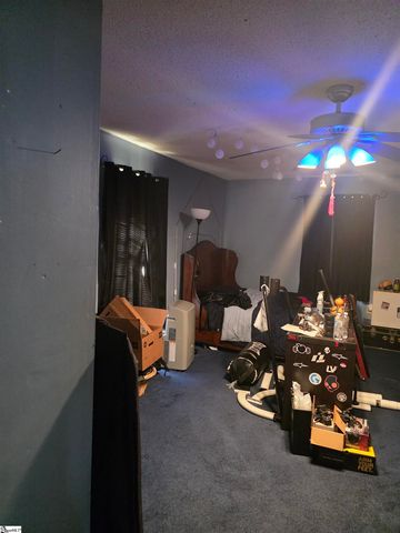 70 Snowmill Road, Woodruff, SC 29388