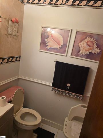 70 Snowmill Road, Woodruff, SC 29388