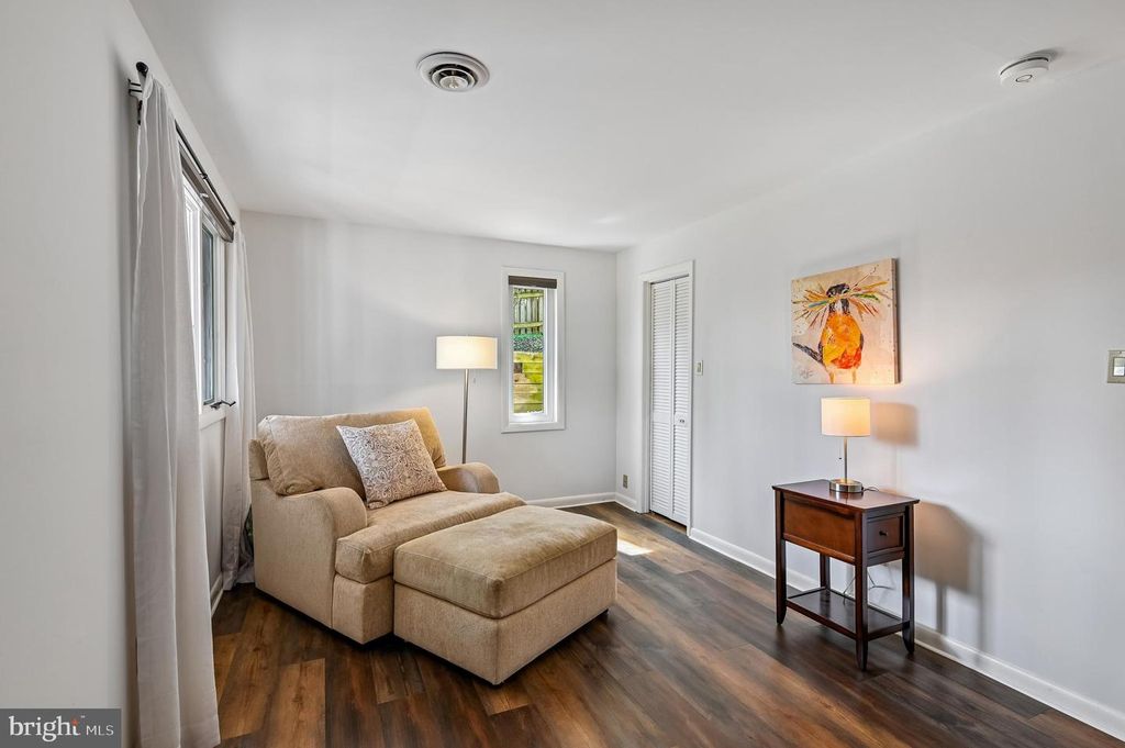 Image 27 of property listing at 2654 OGLETON RD, Annapolis, MD 21403