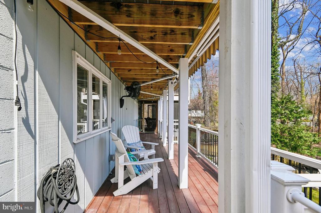 Image 32 of property listing at 2654 OGLETON RD, Annapolis, MD 21403