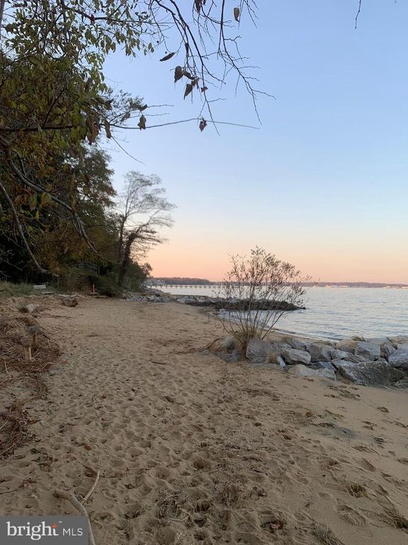 Image 39 of property listing at 2654 OGLETON RD, Annapolis, MD 21403