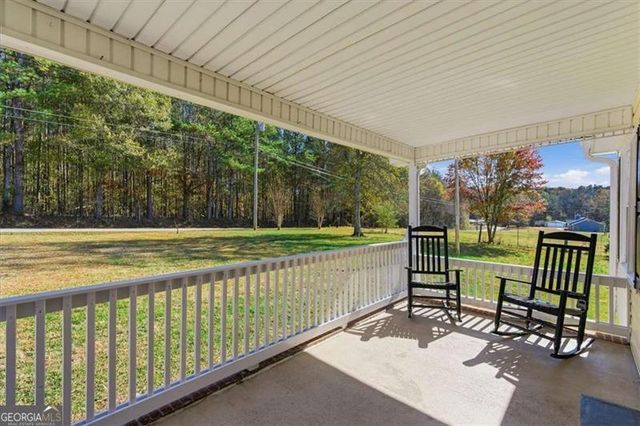 587 Whooping Creek Road, Carrollton, GA 30116