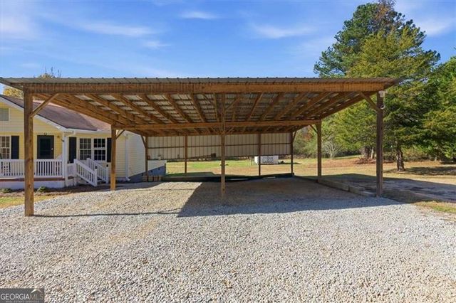 587 Whooping Creek Road, Carrollton, GA 30116