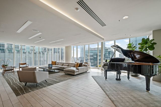 515 Church St Unit 3012, Nashville, TN 37219