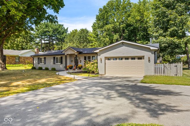 2820 E 98th Street, Carmel, IN 46280