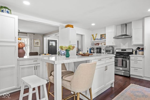2820 E 98th Street, Carmel, IN 46280