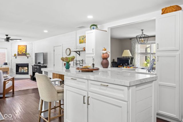 2820 E 98th Street, Carmel, IN 46280