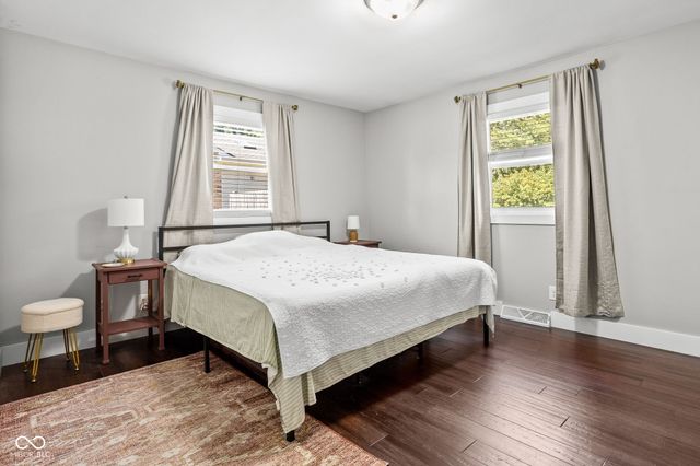 2820 E 98th Street, Carmel, IN 46280