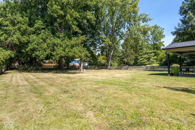 2820 E 98th Street, Carmel, IN 46280