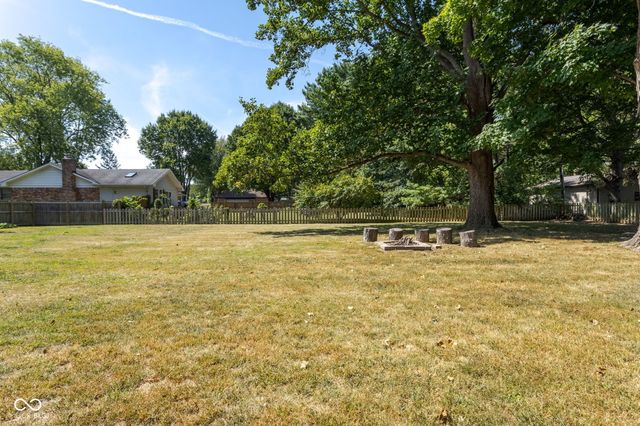 2820 E 98th Street, Carmel, IN 46280