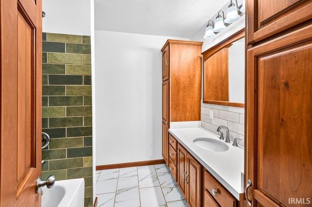 20787 Windrush Court, South Bend, IN 46614