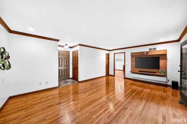 20787 Windrush Court, South Bend, IN 46614