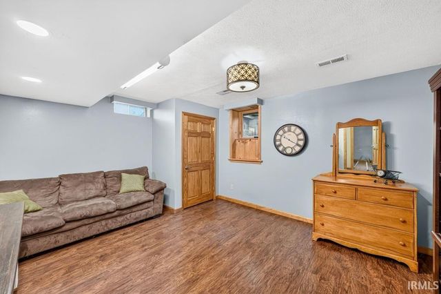 20787 Windrush Court, South Bend, IN 46614