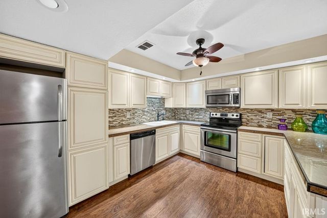 20787 Windrush Court, South Bend, IN 46614