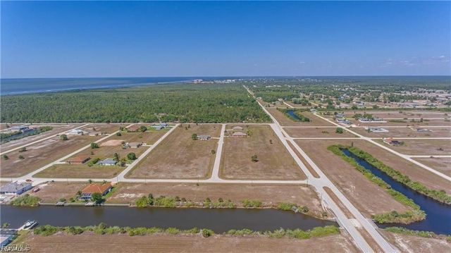 4010 NW 39th LN, Cape Coral, FL 33993