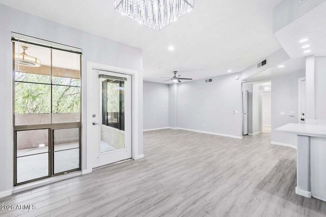 11680 E SAHUARO Drive 2005, Scottsdale, AZ 85259