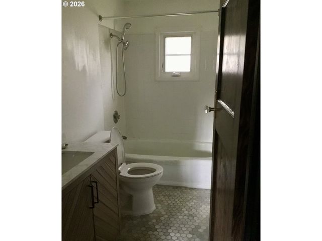 3955 E 17th Ave, Eugene, OR 97403