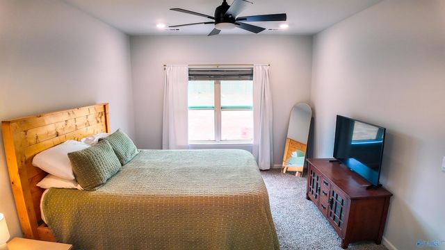 26402 Nash Lane, Athens, AL 35613