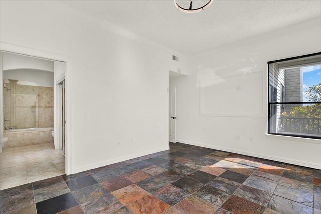 3127 W SLIGH AVENUE 104B, Tampa, FL 33614