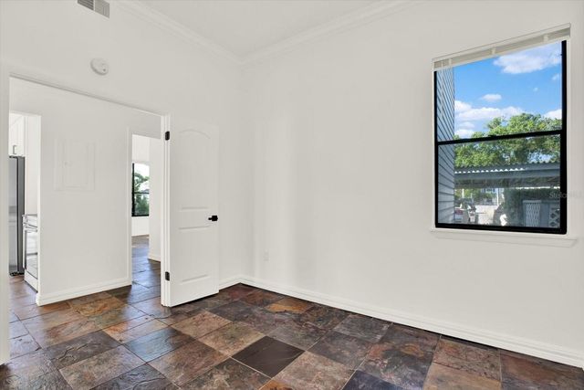 3127 W SLIGH AVENUE 104B, Tampa, FL 33614