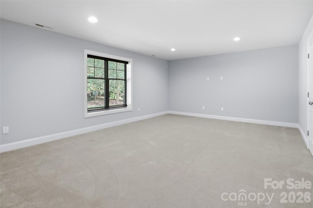 125 Beechmont Drive, Morganton, NC 28655