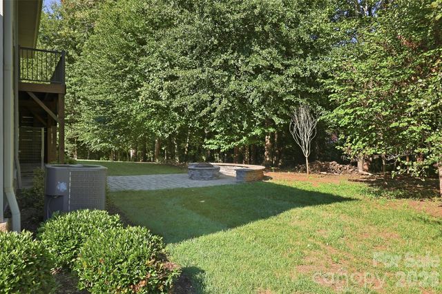 125 Beechmont Drive, Morganton, NC 28655