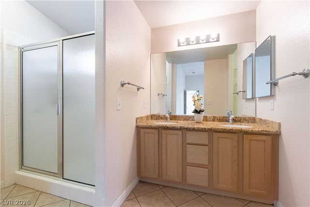 5460 Beach Pine Street, Las Vegas, NV 89130